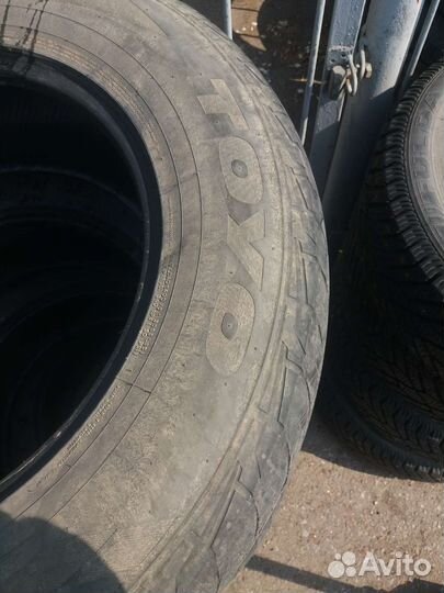 Toyo Extensa HP 285/60 R18