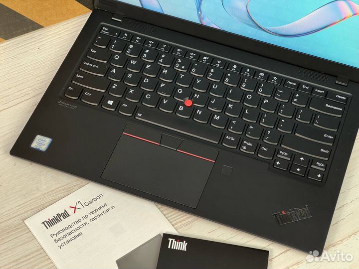 Lenovo ThinkPad X1 Carbon Gen7 4K 16GB DDR4