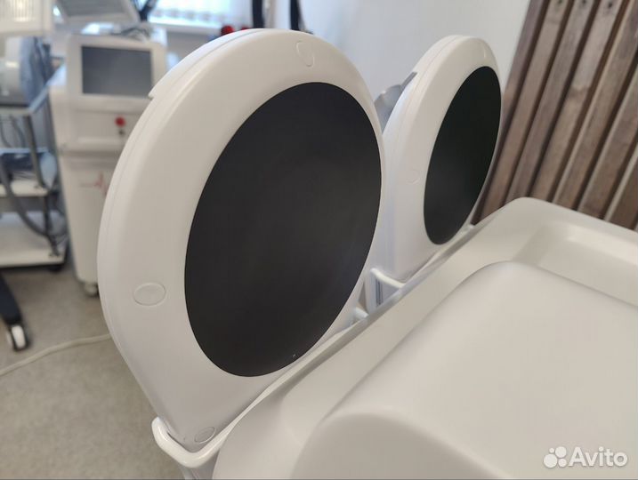 Ems аппарат + ролико- вибрационный массаж