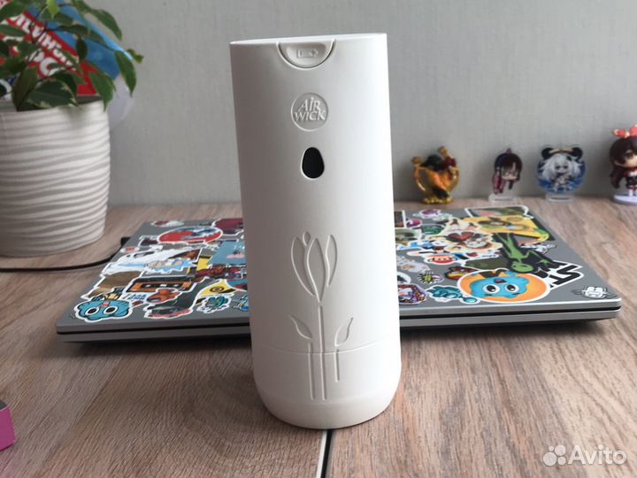 Автоматический освежитель воздуха