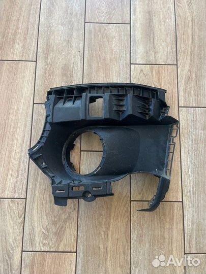 Кронштейн противотуманной фары левый Mini Clubman