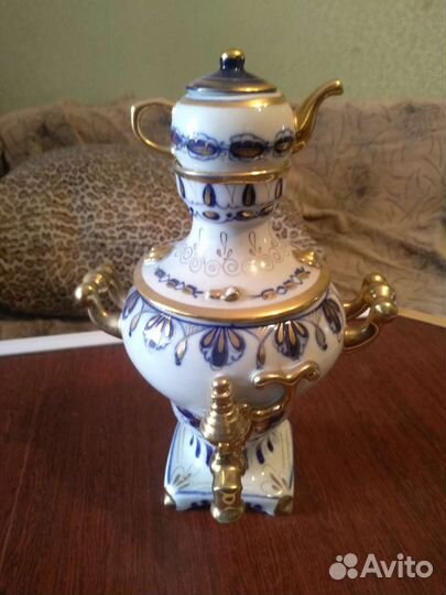 Самовар фарфоровый