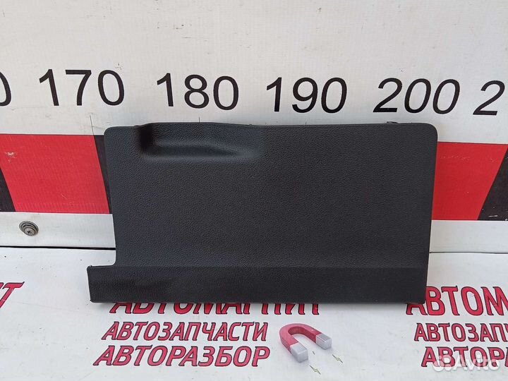 Накладка багажника правая Шкода Кодиак 16-23