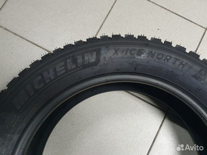 Michelin X-Ice North 4 205/55 R17 95T