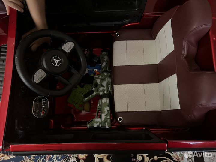 Электромобиль детский