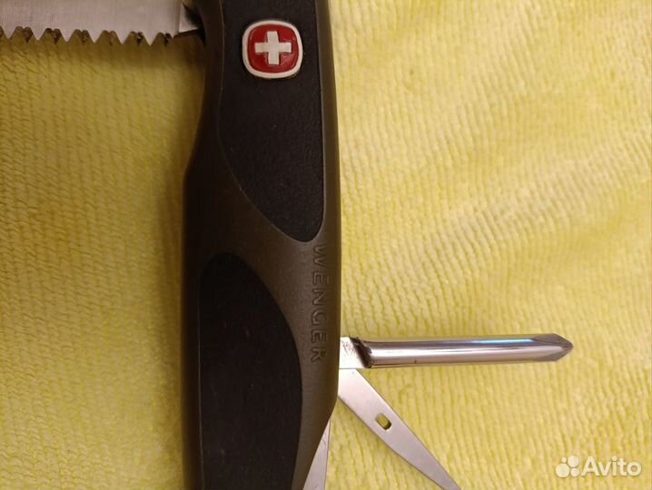 Нож складной швейцарский