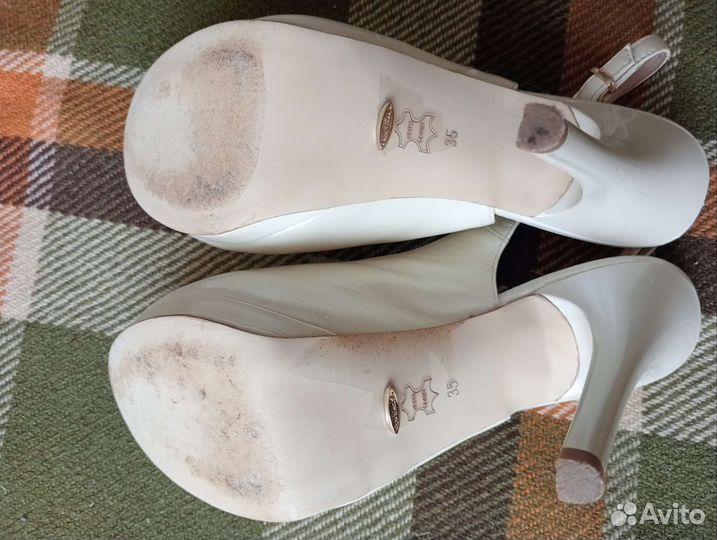 Босоножки женские 35 размер