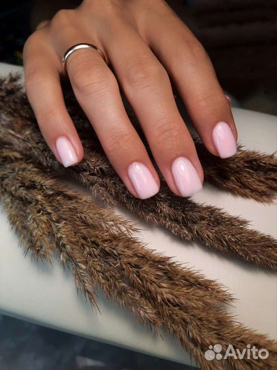 Модель на маникюр