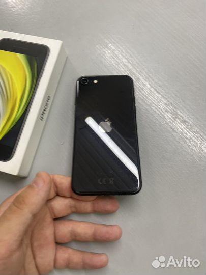 iPhone SE (2020), 64 ГБ