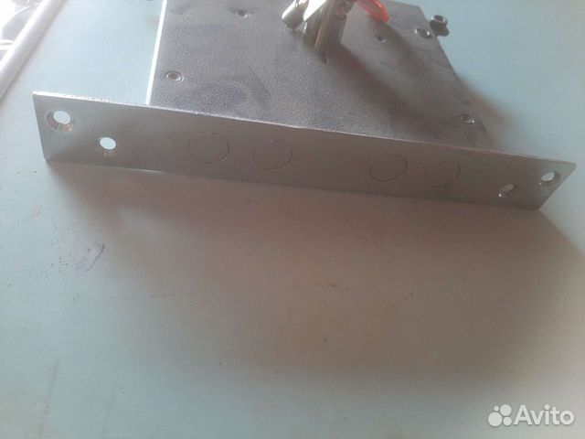 Замок дверной