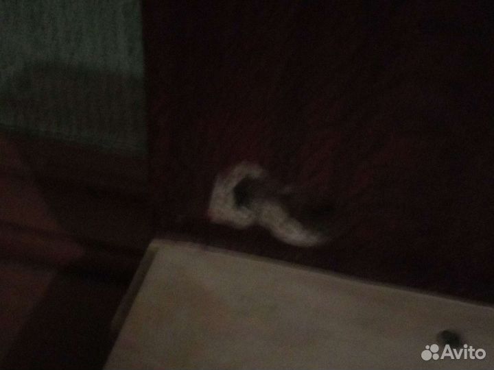 Кровать деревянная без матраса (небольшой ремонт)