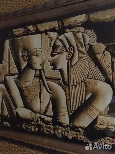 Папирус в раме под стеклом