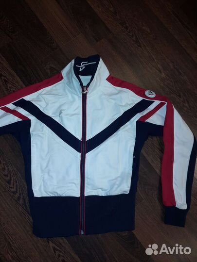 Спортивный костюм