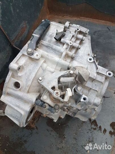 Коробка шестиступка Volkswagen Sharan 2002