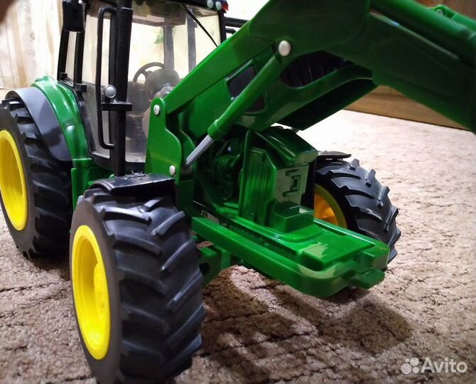 Детские игрушки трактор