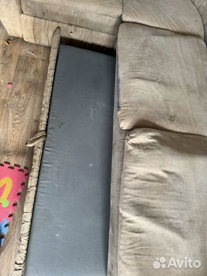 Диван угловой