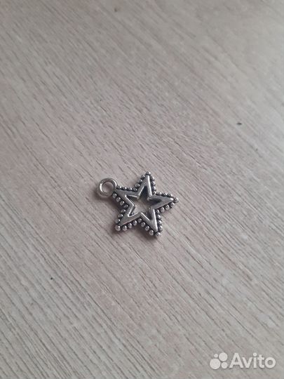 Фигурки для кулонов