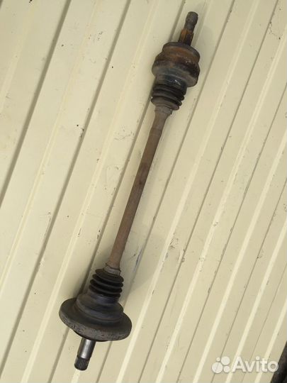 Привод задний левый Mersedes w219 Cls-Class