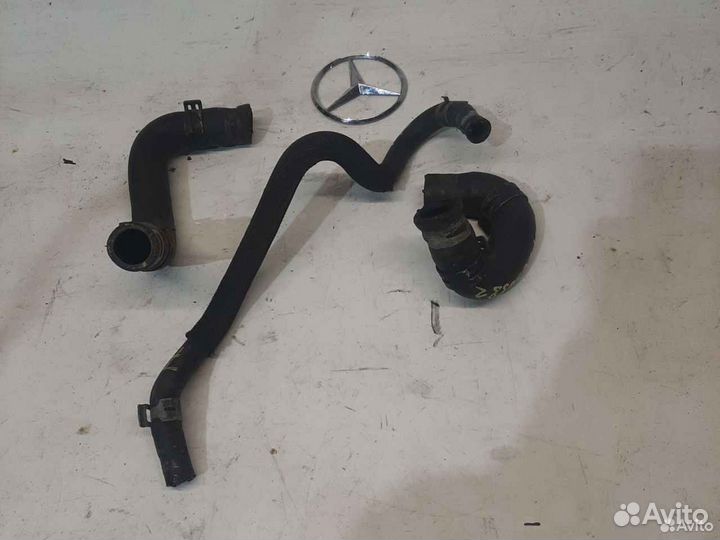 Трубка охлаждения Mercedes м274