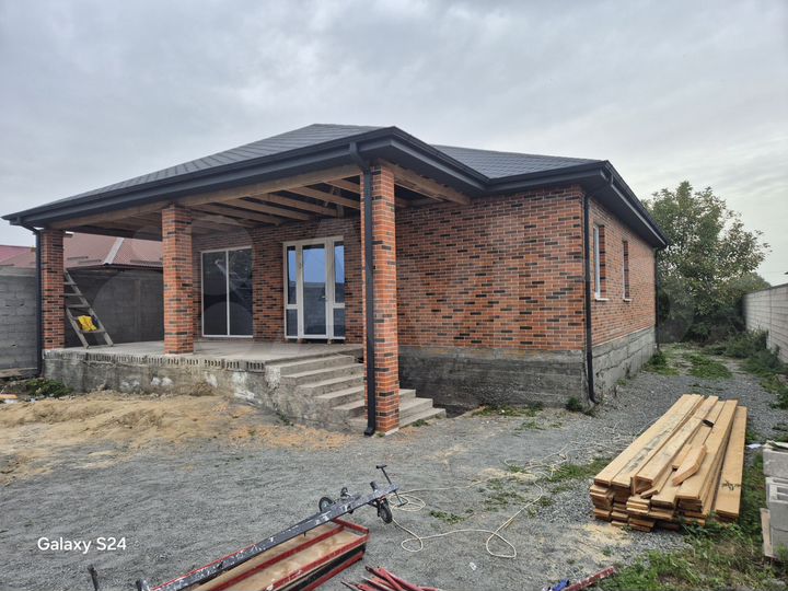 Дом 160 м² на участке 8 сот.