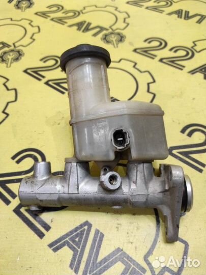 Главный тормозной цилиндр Toyota Corona ST191