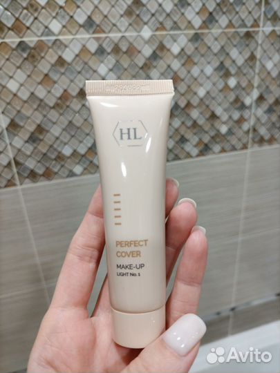 Holy Land тональный крем