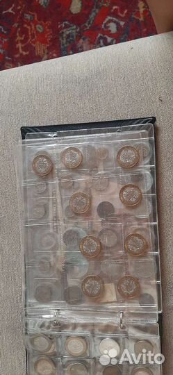 Юбилейные монеты