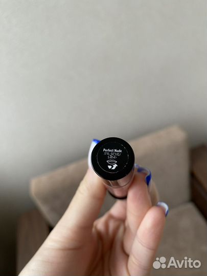 Помада Bobbi Brown Art Stick Liquid Lip нюд