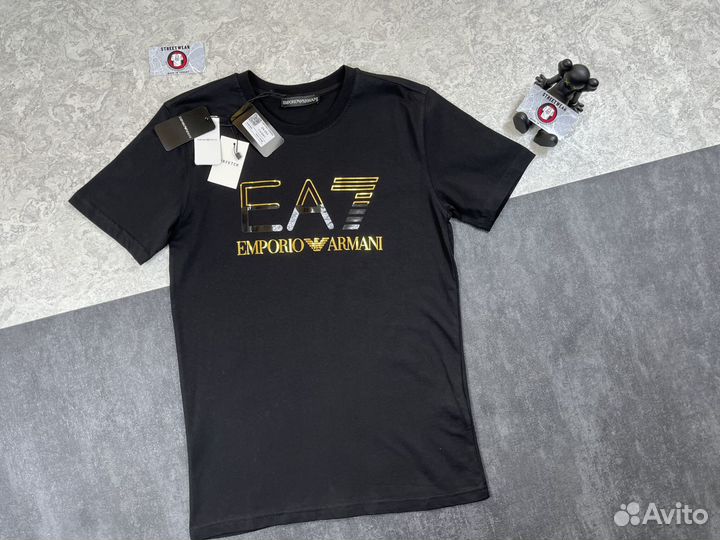 Футболка Emporio Armani