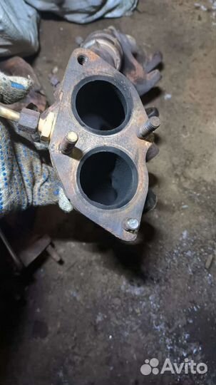 Выпускной коллектор 2.3 AAR 054129592A 054129592