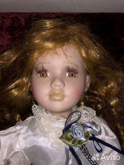 Кукла фарфоровая коллекционная 40см