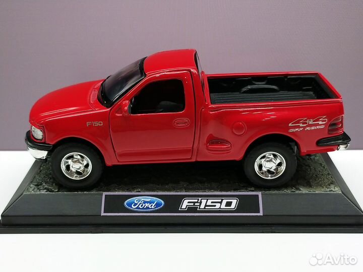 1:43 Ford F-150