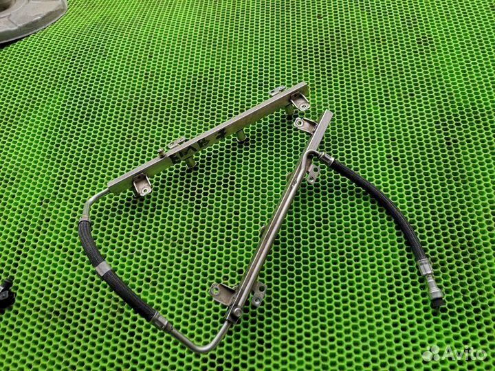 Рейка топливная рампа для BMW 7-серия E65/E66