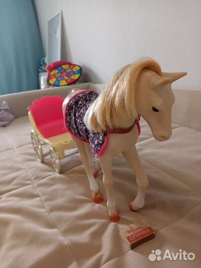 Игрушка лошадь с каретой