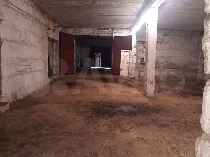Склад, 700 м²