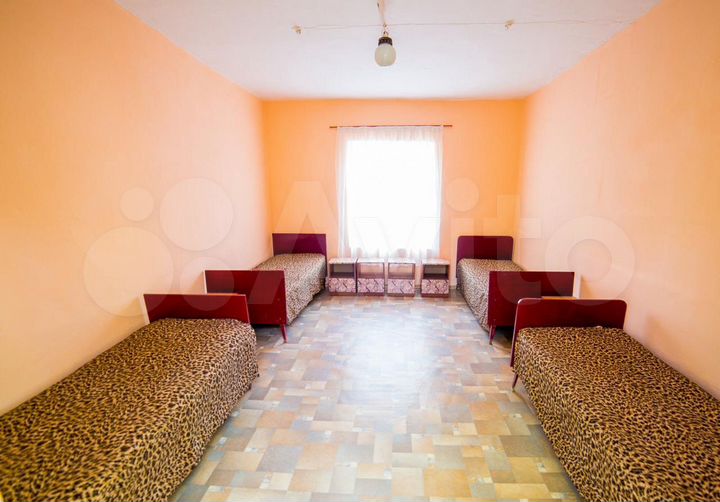 Здание, 4000 м²