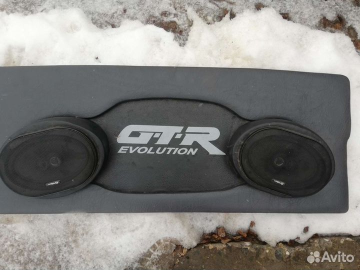 Полка в ниву