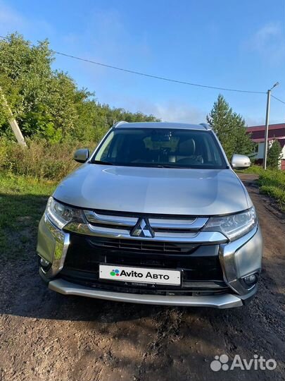 Mitsubishi Outlander 2.4 CVT, 2015, 135 000 км
