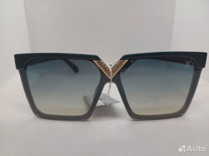Очки новые LV