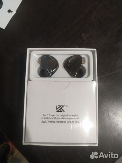 Наушники kz pr-1 pro и кейс беспроводной