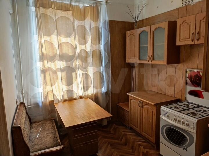 2-к. квартира, 64 м², 3/5 эт.