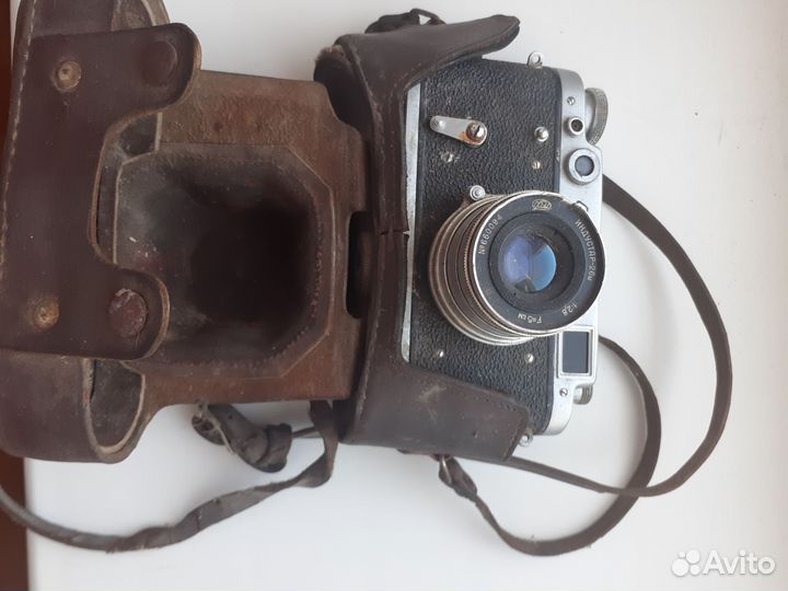 Пленочный фотоаппарат