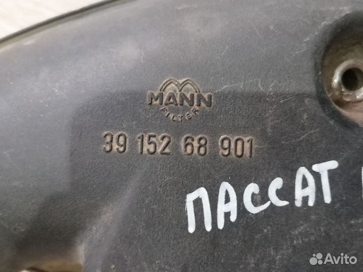 Патрубок воздухозаборника VW Passat (B3) 1988-1993