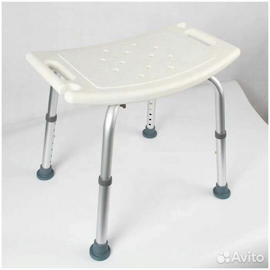 Стул в ванну для пожилых