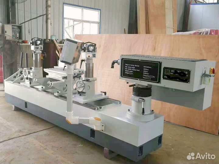 Горизонтально-сверлильный станок T8120 в лизинг