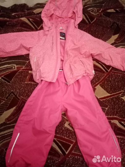 Демисезонный костюм на девочку 92