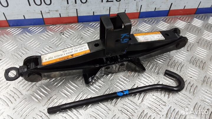 Домкрат на SsangYong Actyon Kyron