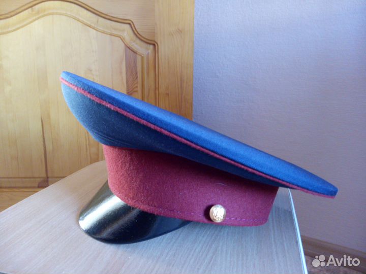 Продам фуражку офицескую, новую. Размер 57