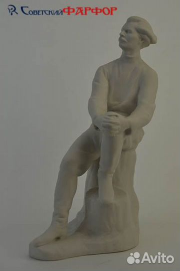 Статуэтка Молодой Горький лфз