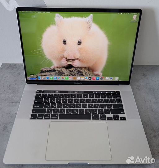 MacBook Pro 16